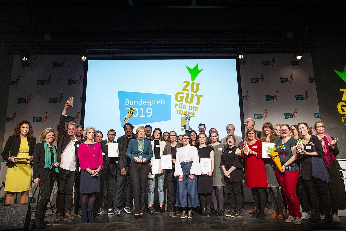 Gruppenfoto bei der Preisverleihung 2019.